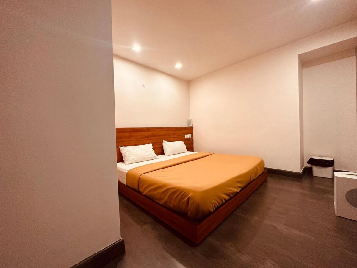 Leafyinn Comfy Loft Apartment New Delhi